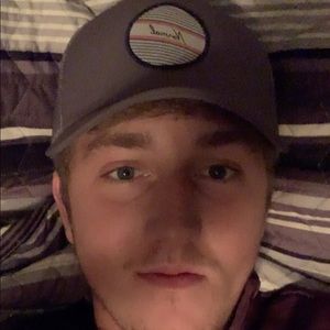 Meet your Posher, Brady